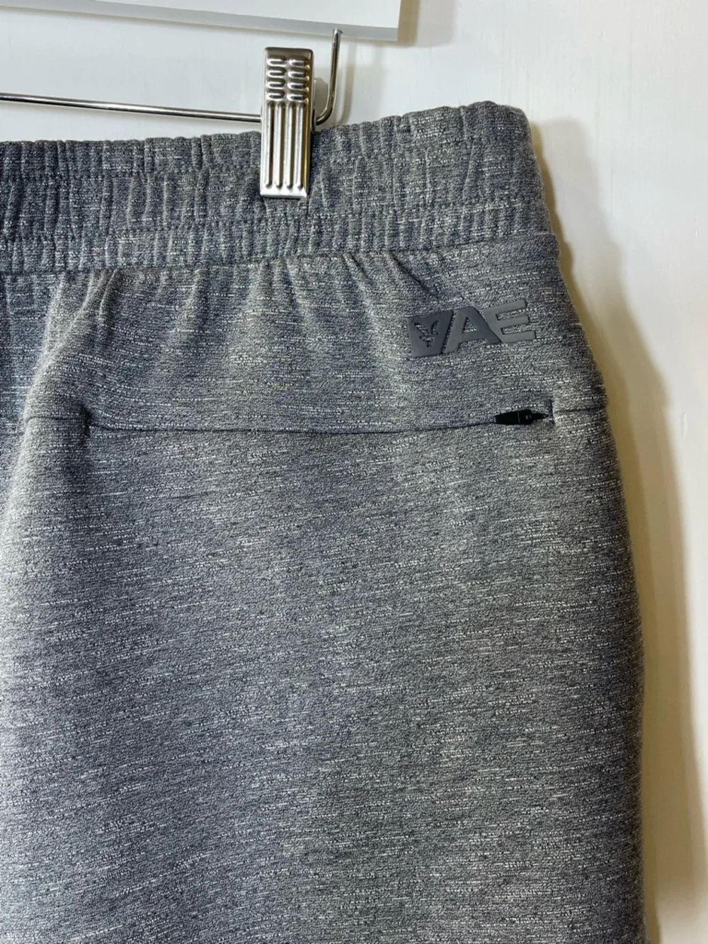 Men’s America Eagle 24/7 Gray Jogger Short Above the Knee size M